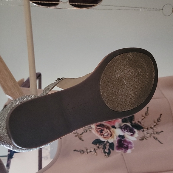 Outfit - Picture 9 of 9